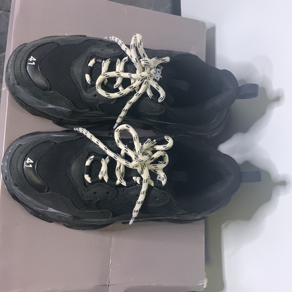 Balenciaga triple s - Picture 2 of 7